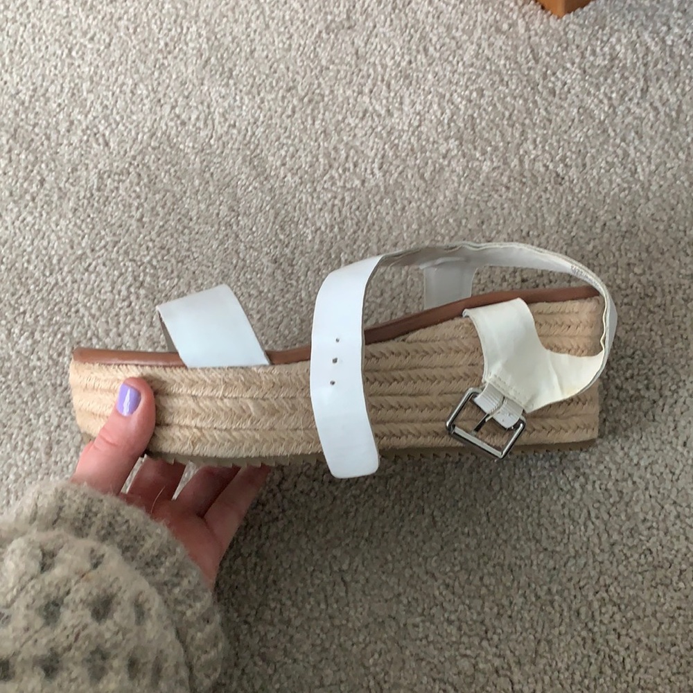 Platform sandals